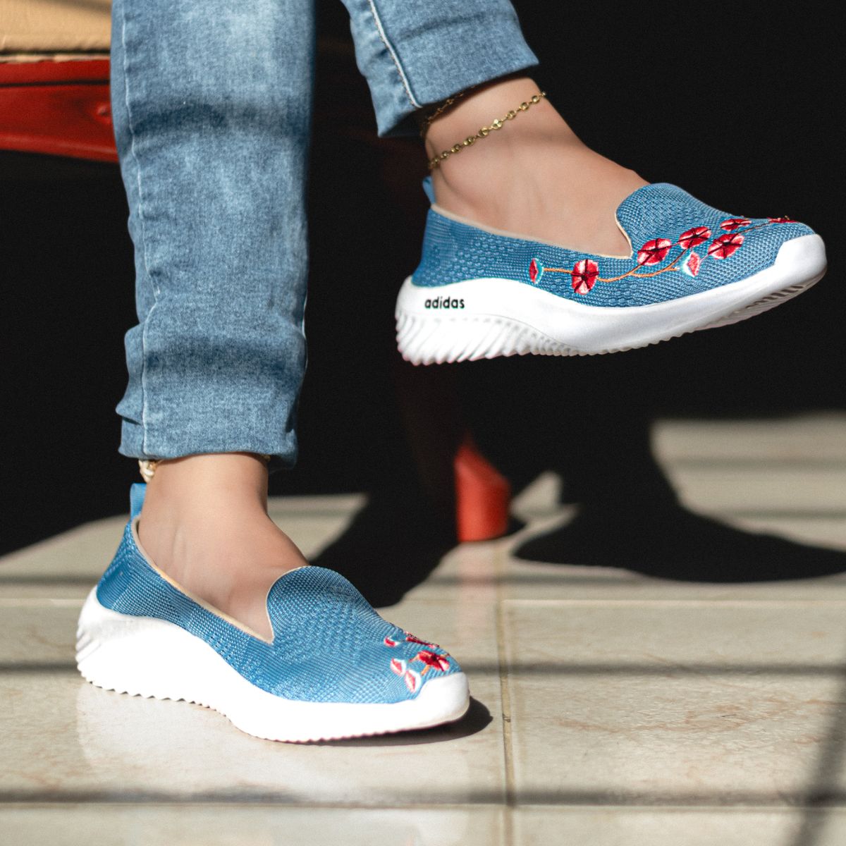 Tenis Confort Adidas - PROMO DE LANZAMIENTO - VÁLIDA HASTA EL 20/03 (ENVIO GRATIS)